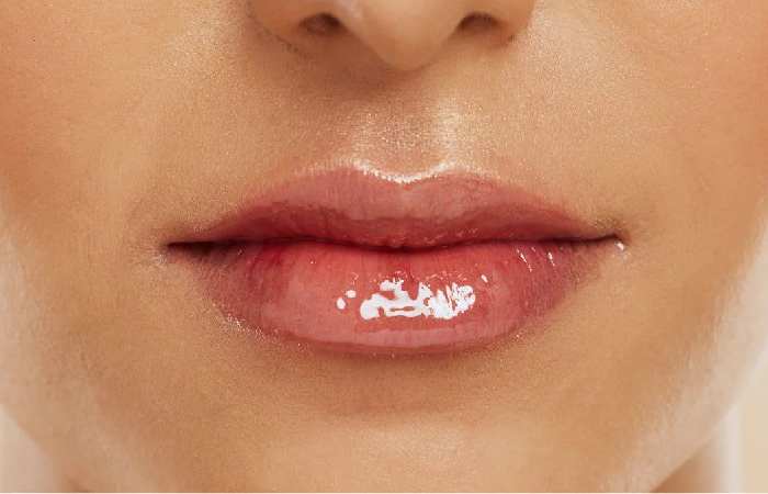 Lip masks and overnight treatments